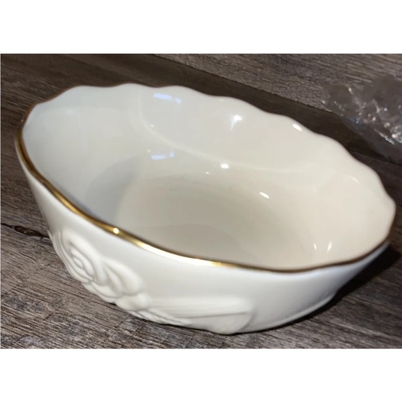 Lenox Collections Rose Blossom 4.5” 5.5” Bowls 24k Gold Trim Set Of 2 - Picture 2 of 9